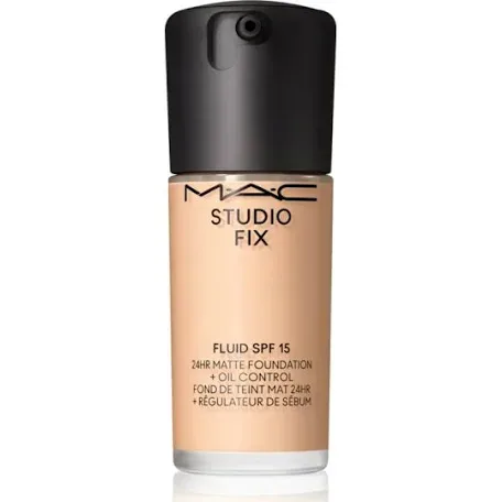 MAC Cosmetics Studio Fix Fluid SPF 15 24HR Matte Foundation + Oil Control