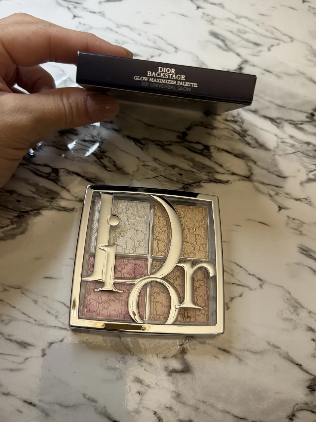 BACKSTAGE GLOW MAXIMIZER PALETTE — Colore: 001